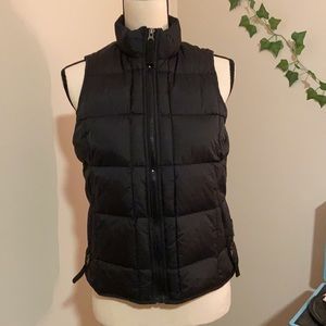 Women’s Black Puffer Jacket Vest